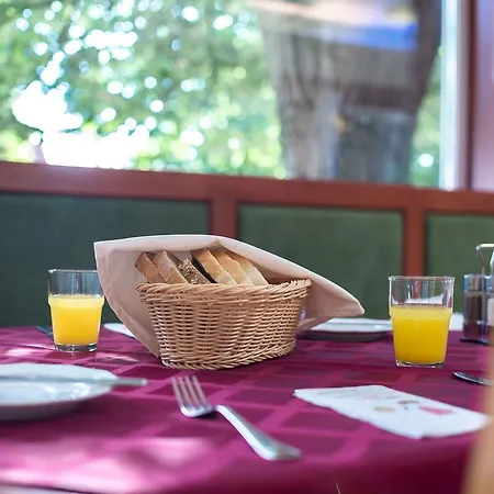 Apartment Autosztrada Apartman Balatonszemes