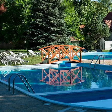 Autosztrada Apartman Apartment Balatonszemes